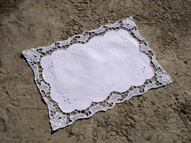 Broderie 1-639