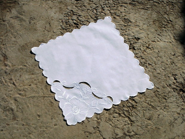 Broderie 1-662