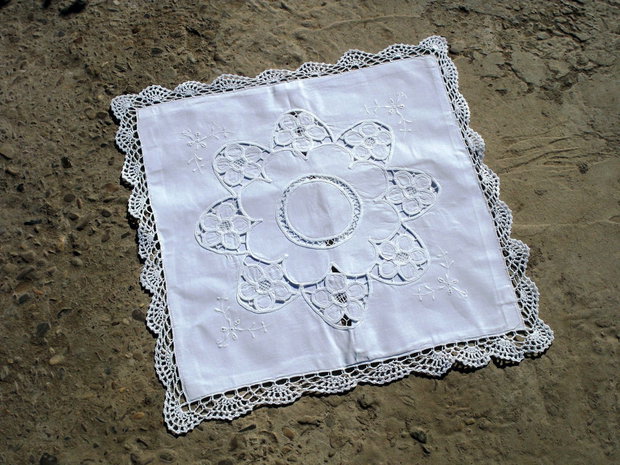 Husa perinita
