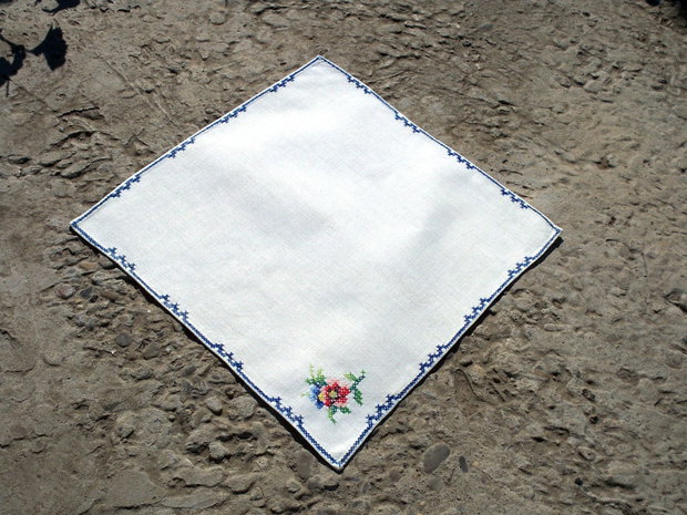 Broderie 1-665