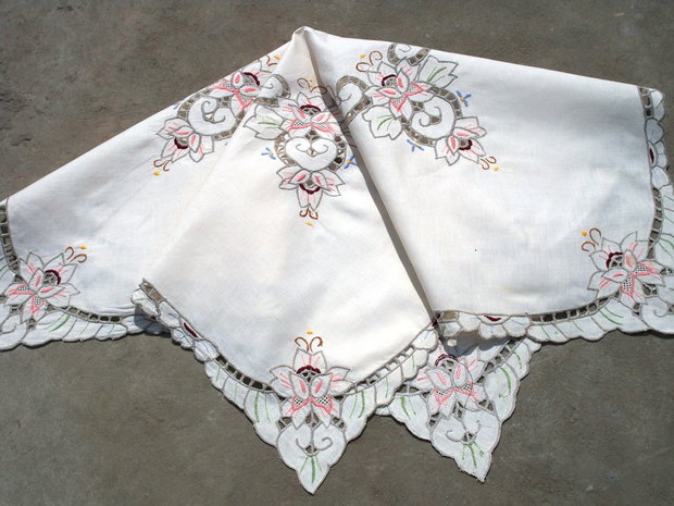 Broderie 1-667