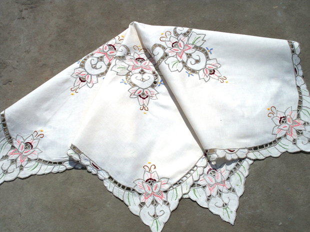 Broderie 1-667