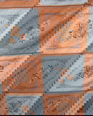 Fata de masa brodata