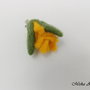 Clema par/ Brosa impaslita floare galbena