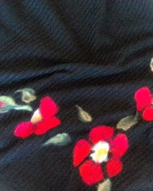 Poncho cu aplicatie de flori de lana si matase naturala impaslite