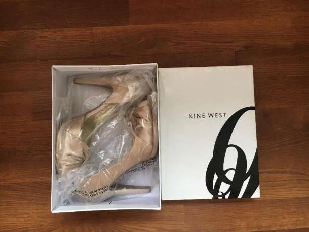 Pantofi cu toc Nine West