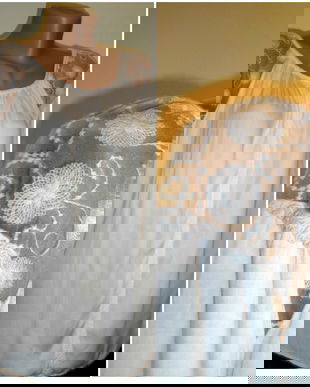 BLUZA CU UMERI DANTELATI