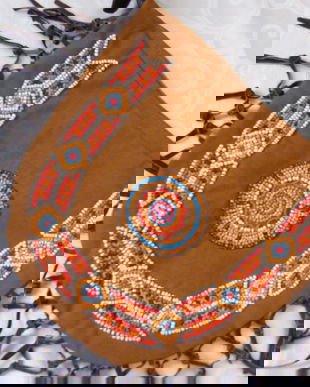 Poseta etno cu margele