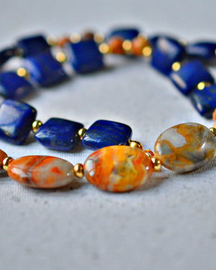 Colier din lapis lazuli, agata crazy lace si accesorii din inox