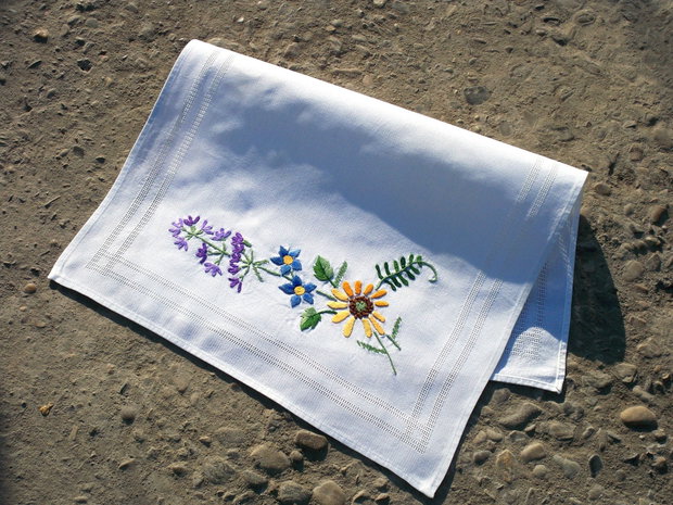 Broderie cu flori