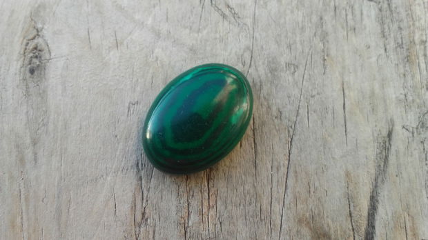 Cabochon malachit, 25x18 mm - model 3