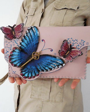 poseta plic handmade unicat din piele - A Handful of Butterflies