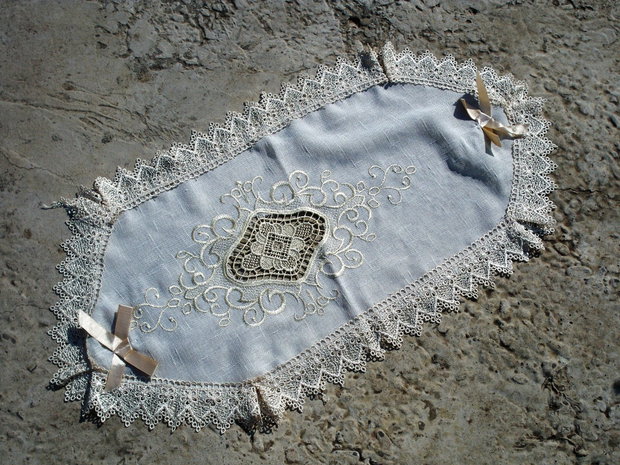 Broderie 35