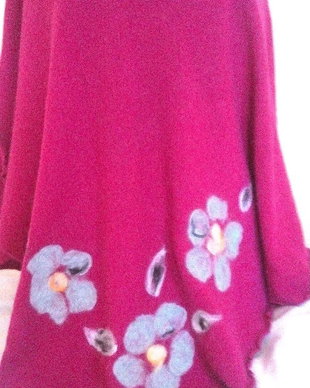Poncho. tricot de lana merino foarte fin, impaslit