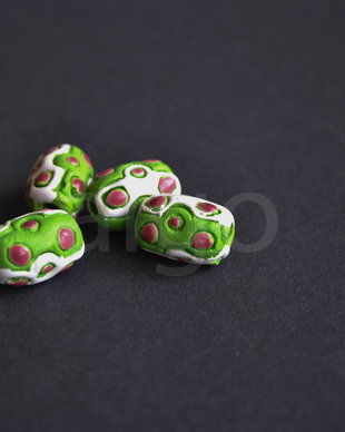Margele peruviene din ceramica