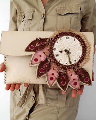 Poseta plic handmade unicat din piele naturala -Victorian Dream Clock#2-