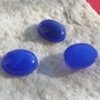 (2 bucati) Cabochon oval din agata royal blue aprox 4x10x12 mm