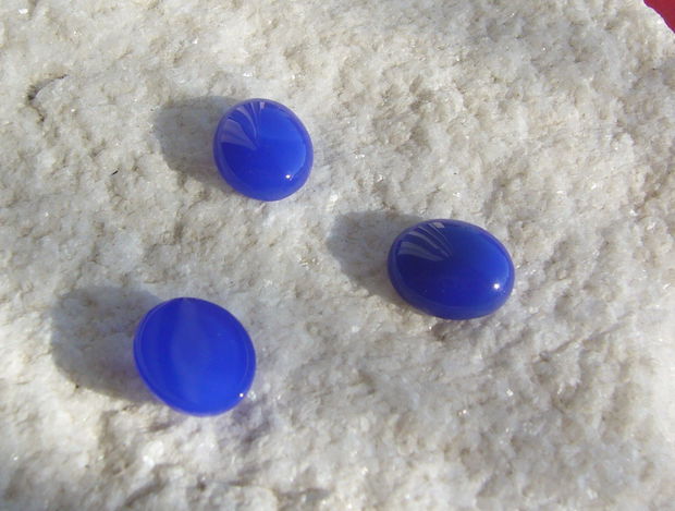 (2 bucati) Cabochon oval din agata royal blue aprox 4x10x12 mm