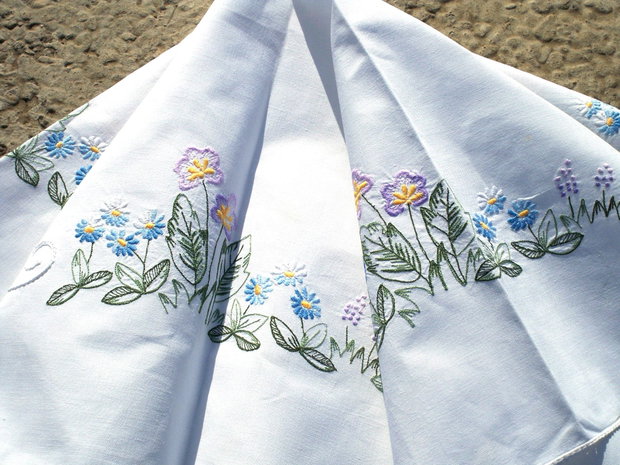 Broderie56