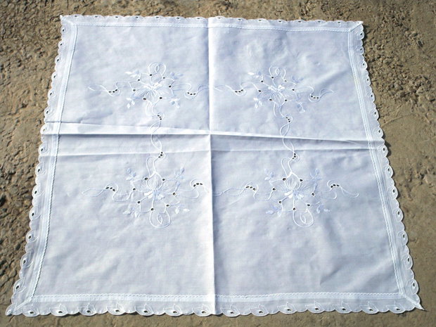 Broderie60