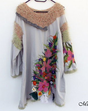 Bluza boho chic cu aranjament floral impaslit