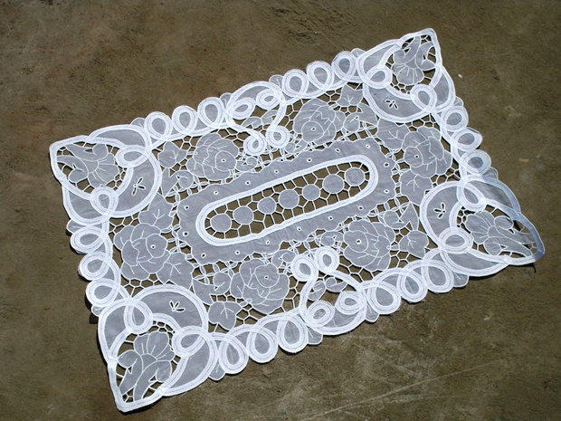 Broderie61