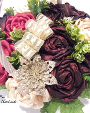 Aranjament floral cu flori handmade/Decoratiuni/Cadou