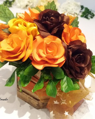 Rezervat!!PREMIUL CONCURS !!!!!Aranjament floral in nuante de toamna/Decoratiuni/Cadou