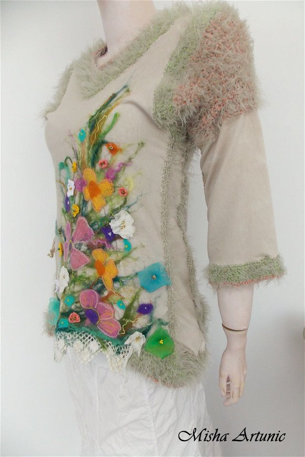 VANDUT -Bluza Romantic Boho Chic cu motiv floral impaslit