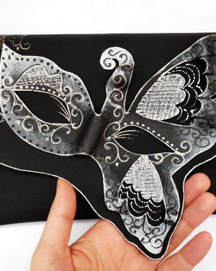 poseta plic handmade unicat din piele - Silver Mask