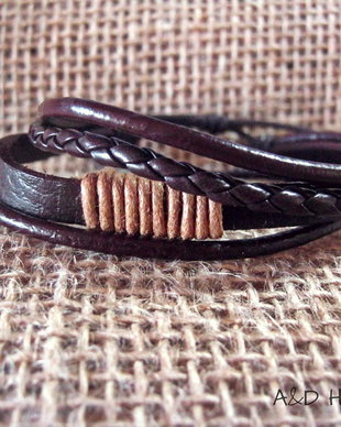 Bratara multipla de piele