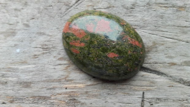 Cabochon unakite 40X30 mm