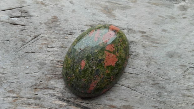 Cabochon unakite 40X30 mm