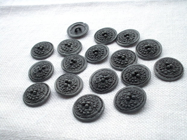 Nasturi metalici9