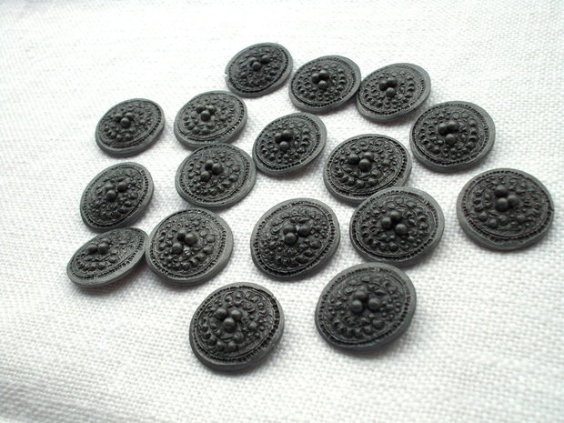 Nasturi metalici9