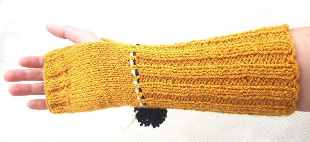 Manusi tricotate galben-mustar