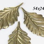 9824 - (10 buc) Accesoriu, frunza embosata bronz, 54x24mm