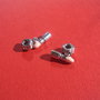 Charm tip pandora ruj roz cu agatatoare