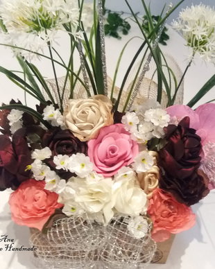 Aranjament floral cu flori handmade/Decoratiuni/Cadou