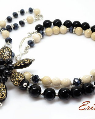 Set colier si cercei- black/ivory cu agat si coral
