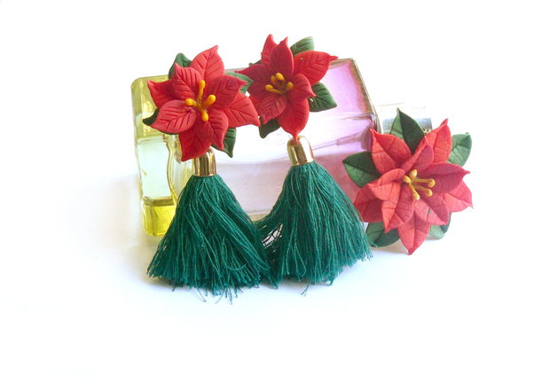 Cercei cu ciucuri