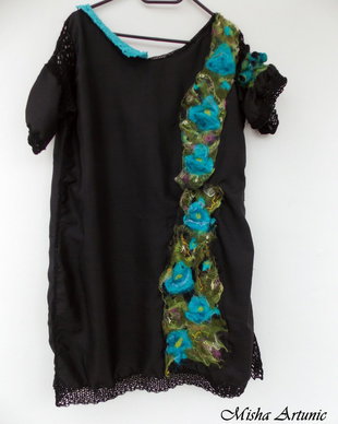 VANDUT - Rochie coctail din stofa matase si maci albastri impasliti pe tulle