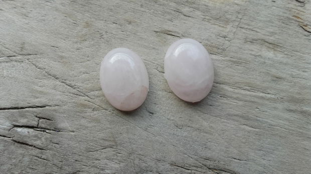 Cabochon cuart roz 16x12 mm (2 buc)