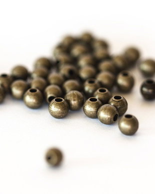 100 Margele mici , metalice, bronz