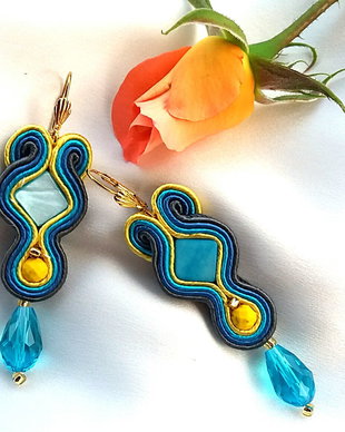 Cercei soutache cu sidef și cristale