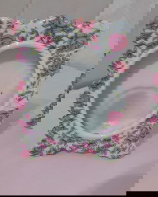 2 rame  portelan   pentru fotografii   , superbe