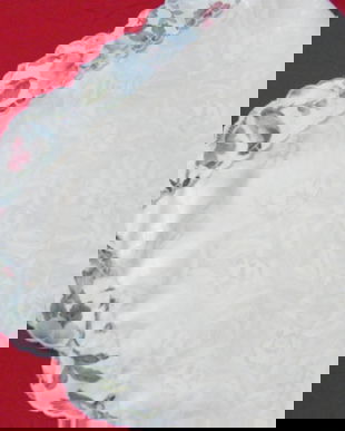 Fata de masa brocard