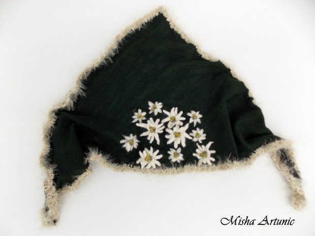 VANDUT - Bandana cu Flori de Colt impaslite