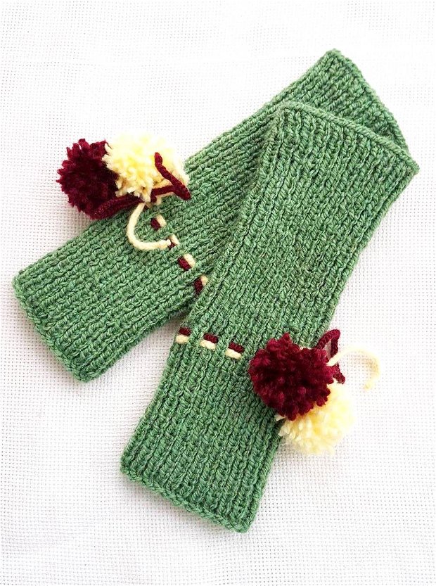 Manusi tricotate fara degete, culoare verde sters