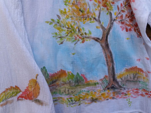 Bluză  pictată cu peisaj de toamnă